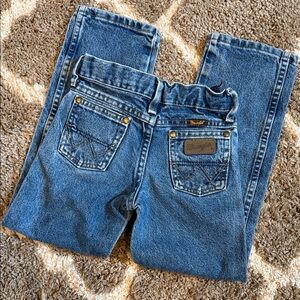 Wrangler Youth size 7 slim! Relaxed Fit Blue Jeans